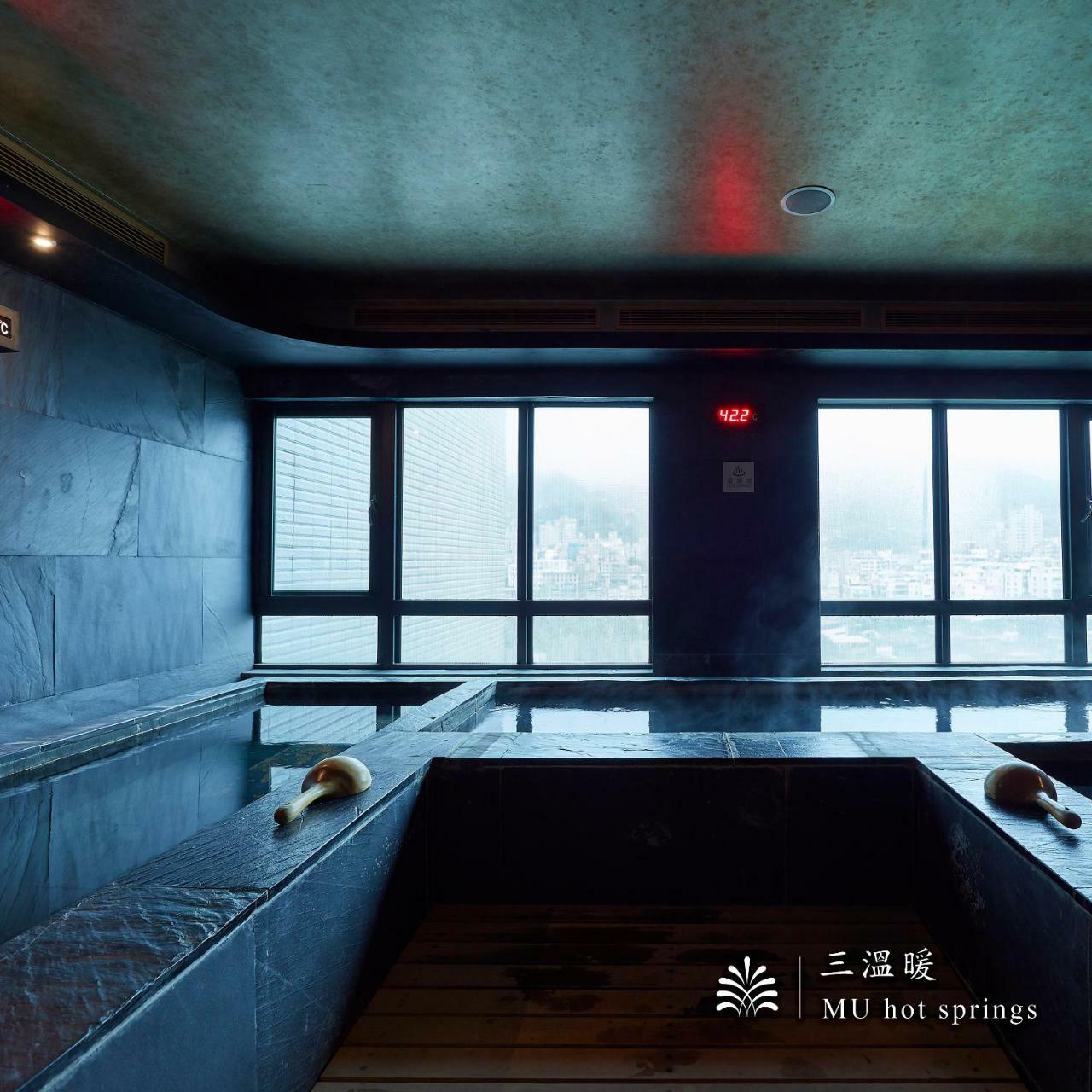 Hotel Royal Beitou Taipei Exteriör bild
